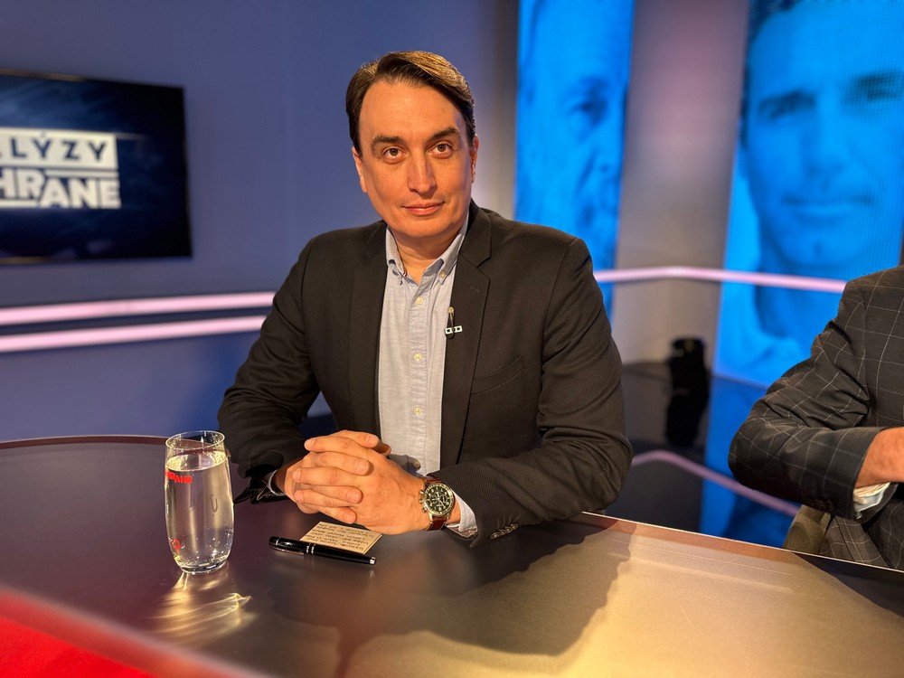 Analýzy Na hrane s Jurajom Rizmanom a  Radoslavom Štefančíkom
