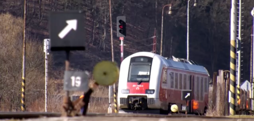 Na hlavnej stanici v Breze sa vykoľajil osobný vlak