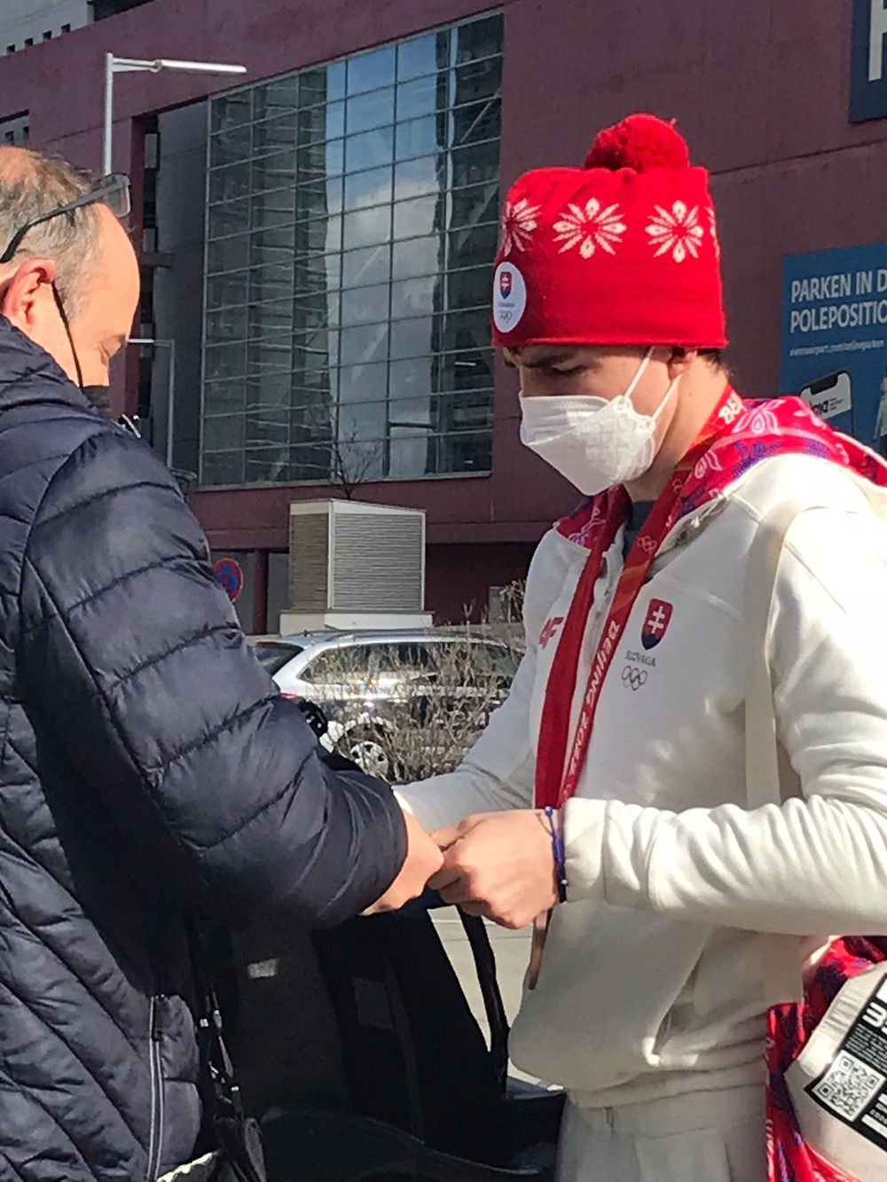 Slovenskí hokejisti prileteli do Viedne