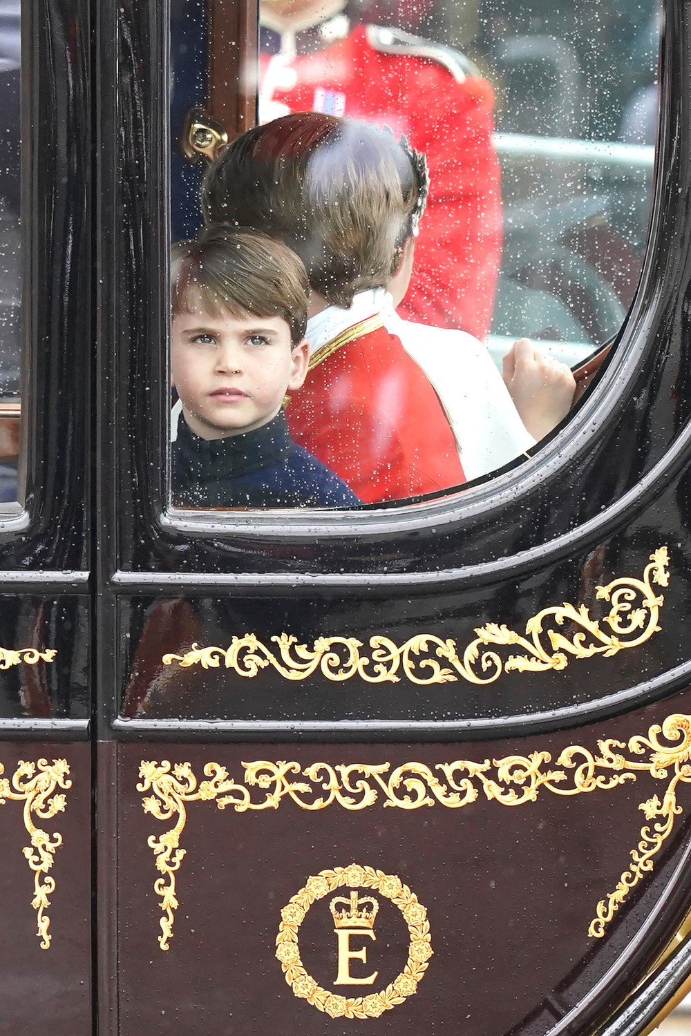 Princ Louis na korunovácii Karola III.