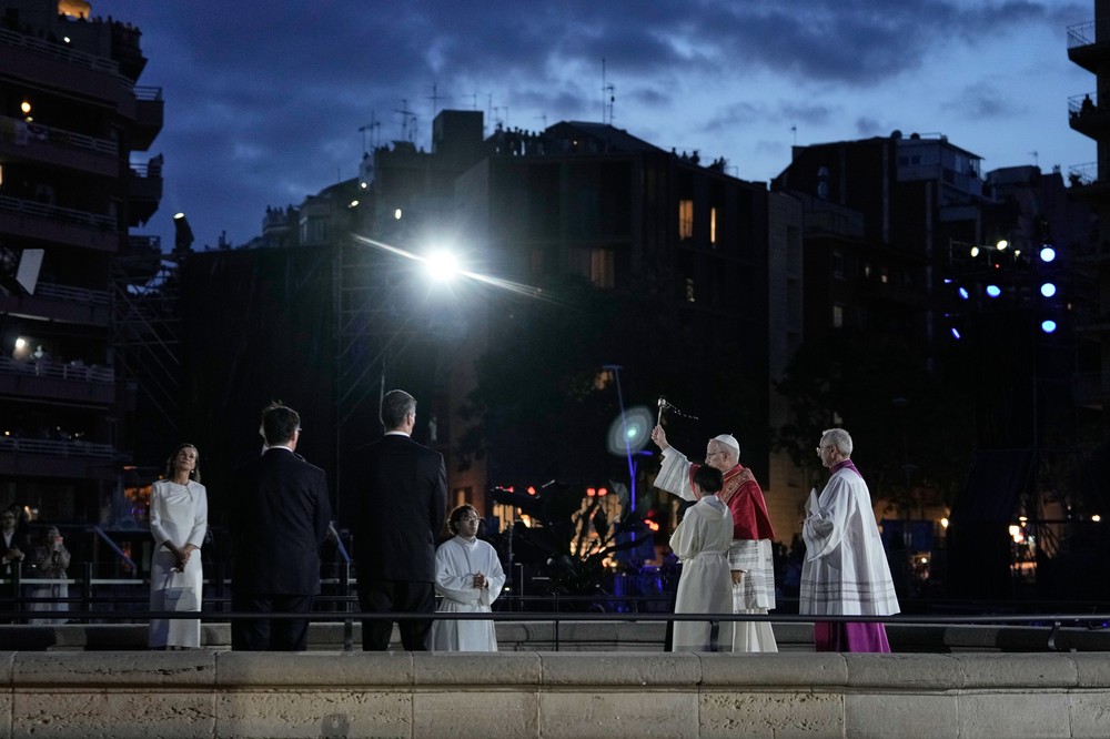 Pápež Lev XIV. odslúžil omšu v Sagrada Família