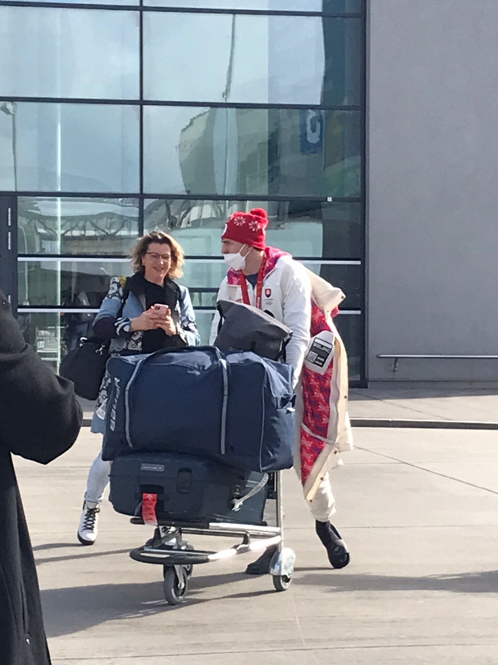 Slovenskí hokejisti prileteli do Viedne