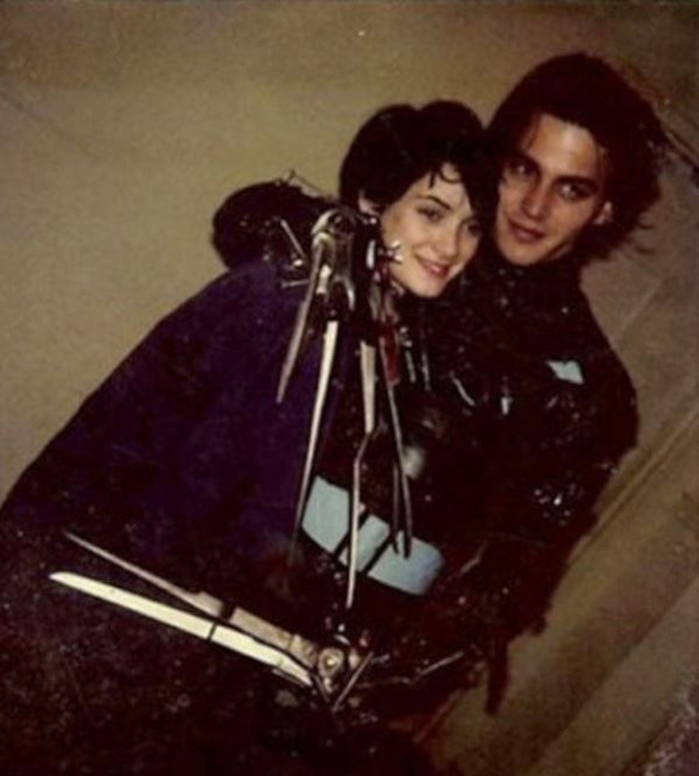 Johnny Depp a Winona Ryder sa vďaka filmu zoznámili a istý čas tvorili pár