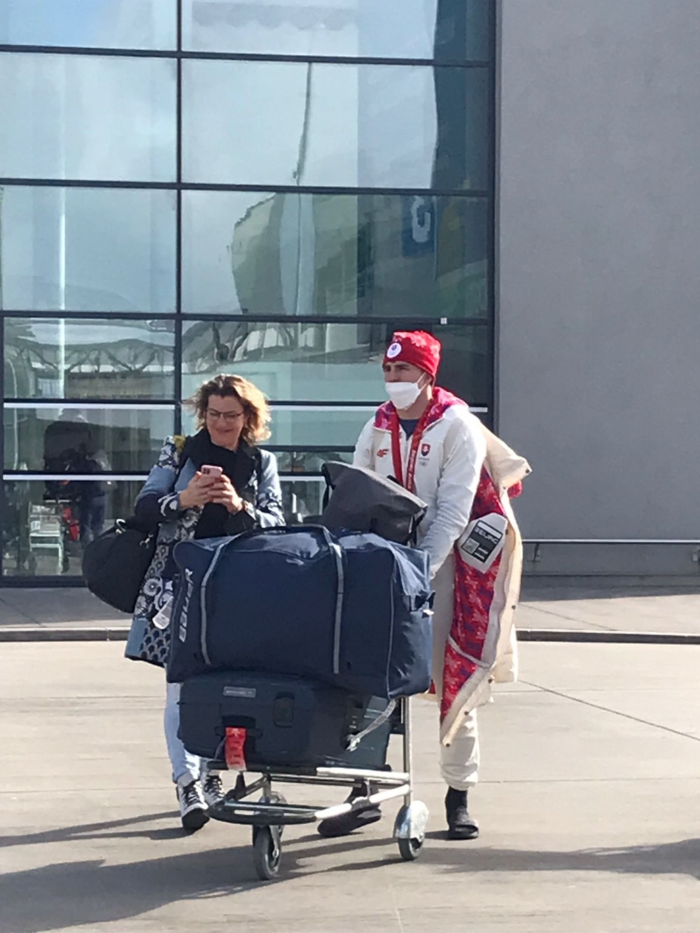 Slovenskí hokejisti prileteli do Viedne