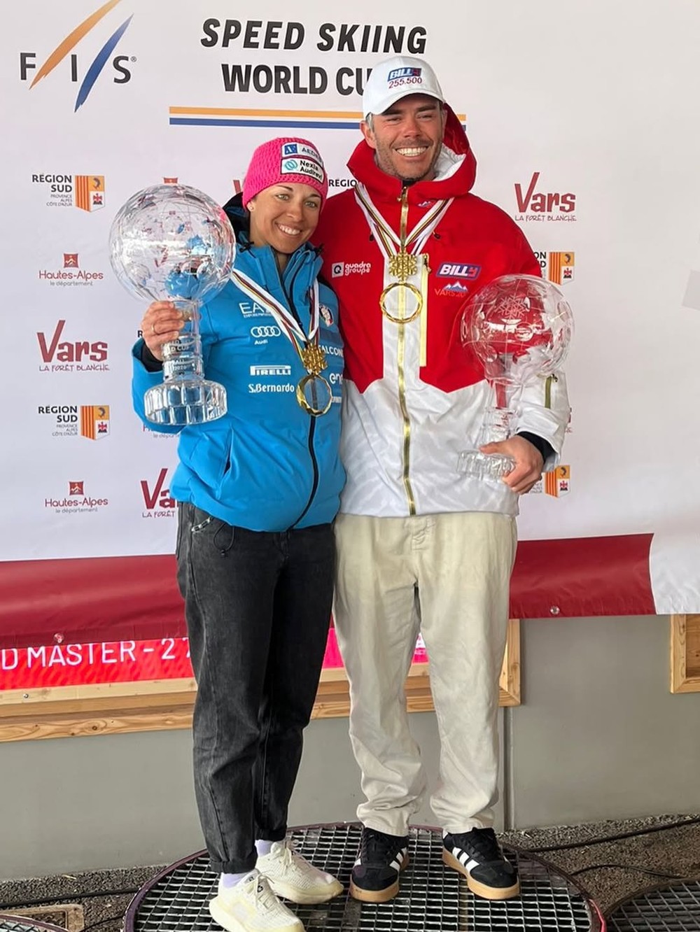 • Continua la magia 🥇 + 🔮 •Vincere un Mondiale partendo di nuovo dalla cima della pista più ve (3)