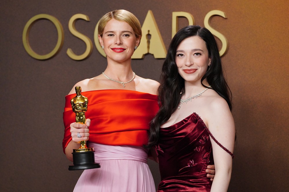 98th_Academy_Awards_-_Press_Room_74963