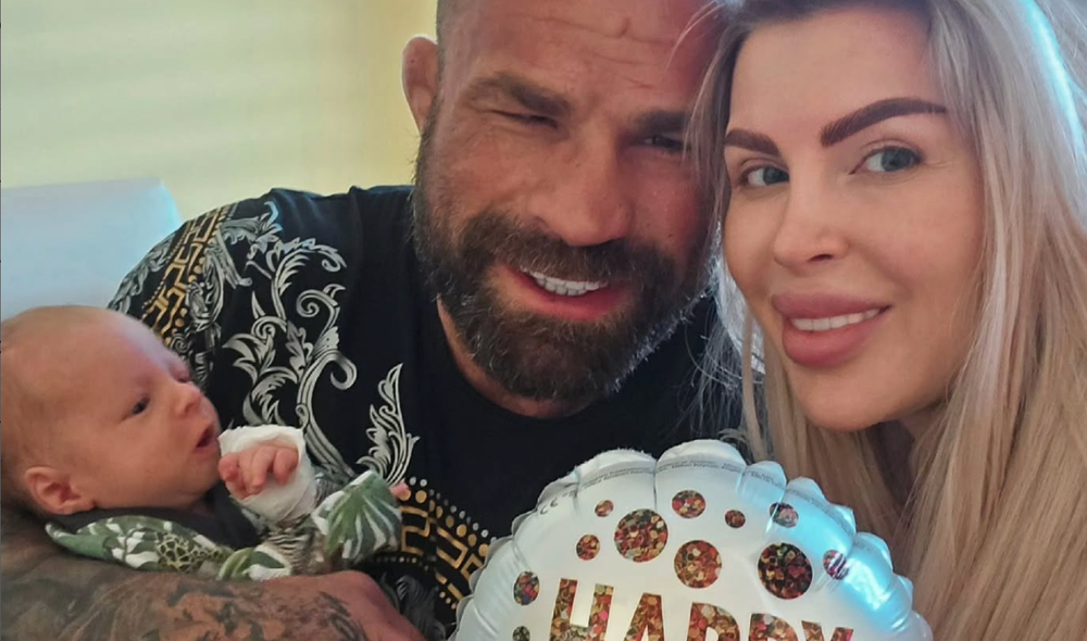 Vémolovci so synom Arnoldom