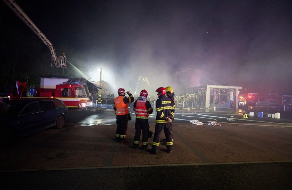 V Kladne zhorela predajňa Lidl