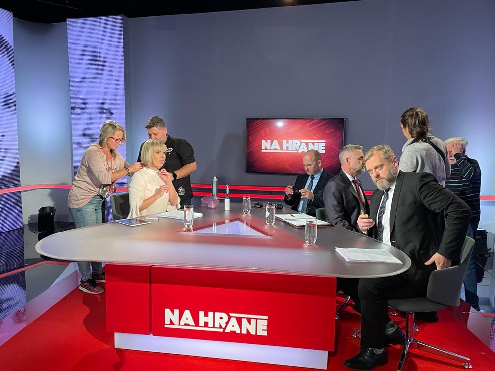 f236967f-134d-4936-ac7e-c554c6b97384