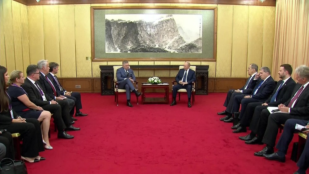 [multi] FICO-PUTIN_MEET 10370