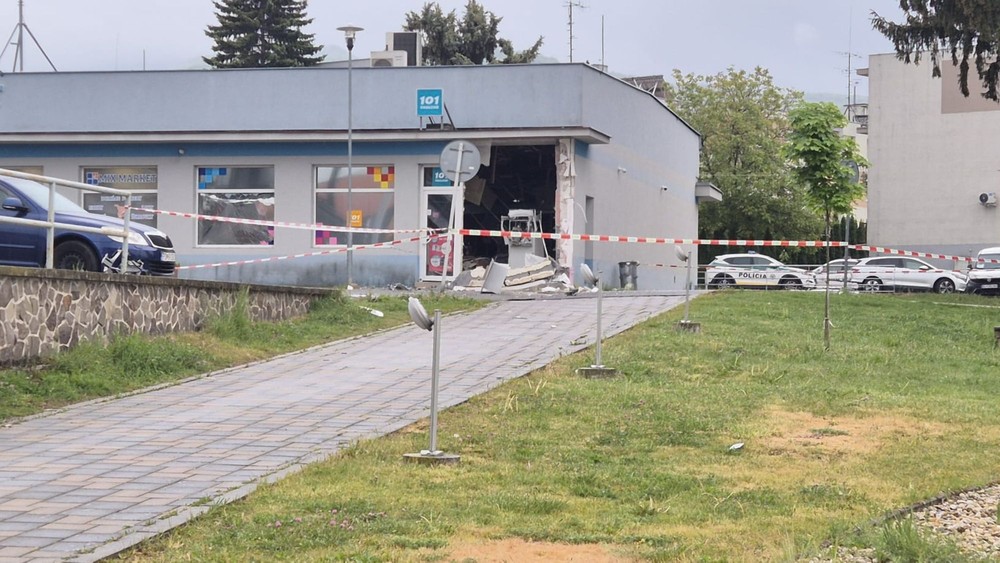 Výbuch bankomatu v Lehote pod Vtáčnikom