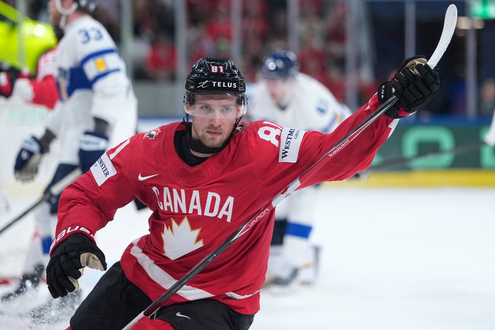 Switzerland_World_Championship_Ice_Hockey385350220355