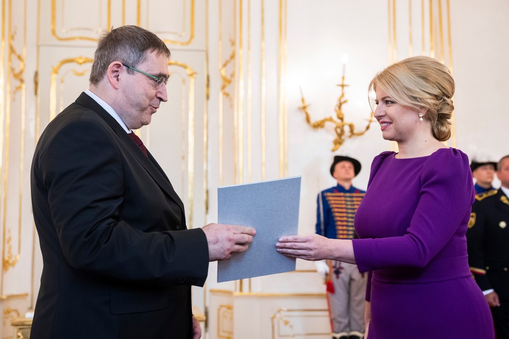 20231505_nova_vlada_prezidentka_43958558