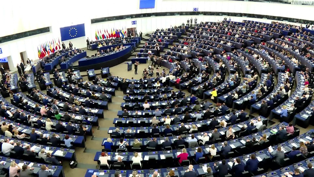 [multi] Covid-19 zostáva naďalej hlavnou, i keď nie jedinou témou aj v europarlamente 9931