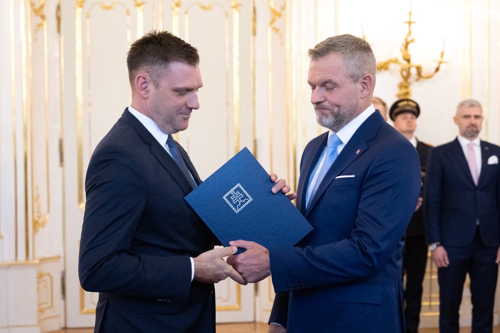 Prezident odvolal z funkcie Tomáša Tarabu, envirorezort povedie premiér