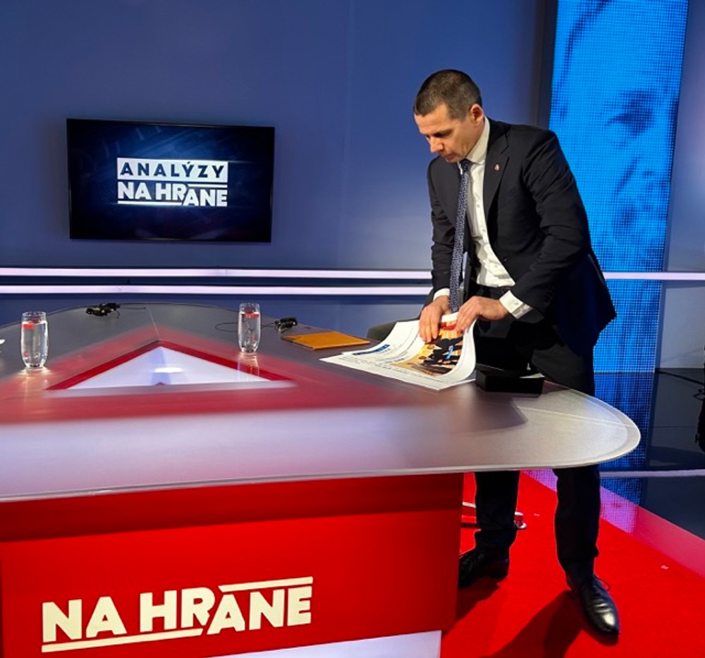 Analýzy Na hrane s policajným prezidentom Štefanom Hamranom