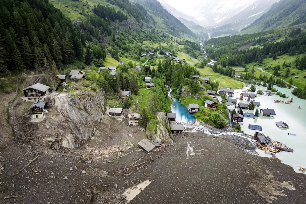 Switzerland_Landslide_53929