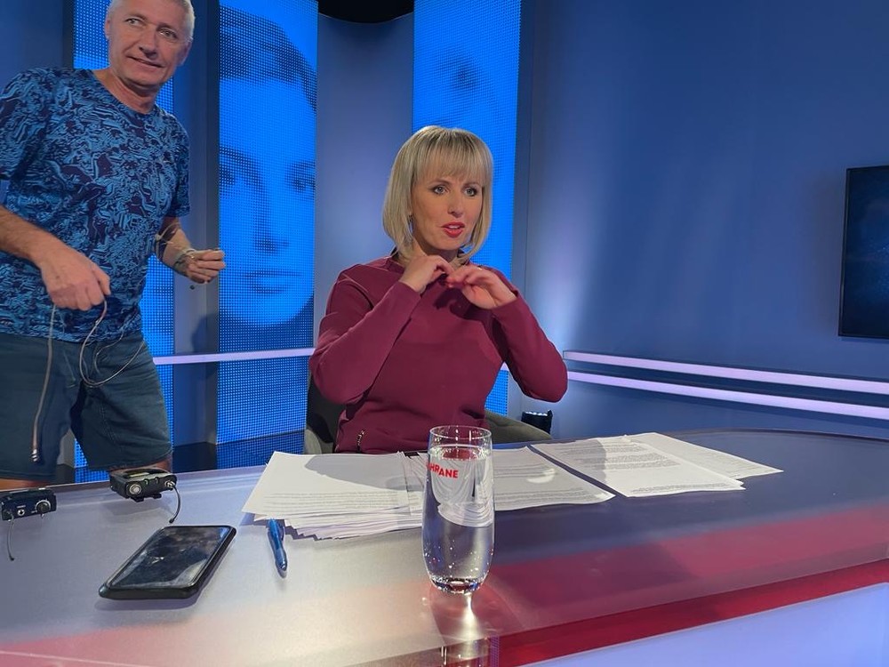 b7dbcf13-4d72-4cb6-bb21-505f05d64c54