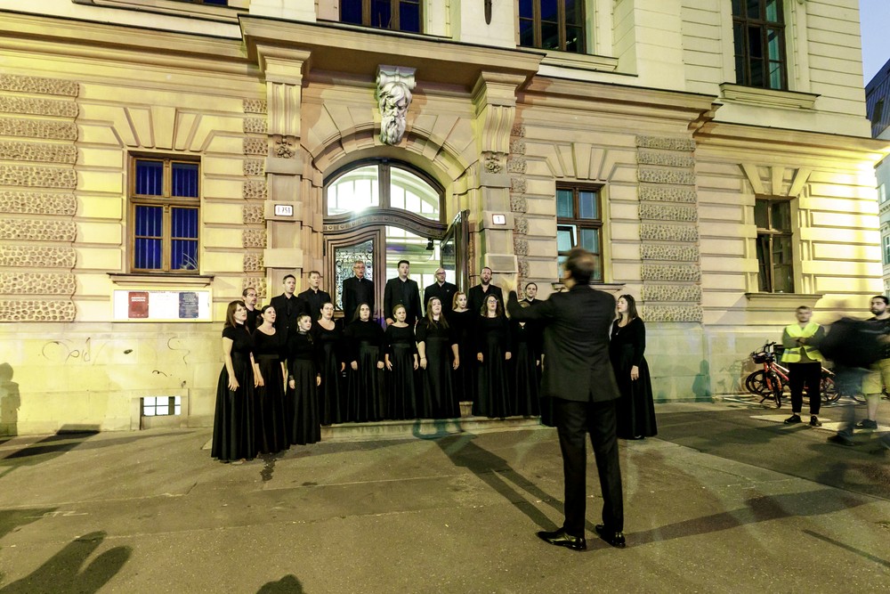 pamiatka obetí nehody na Zochovej (7)