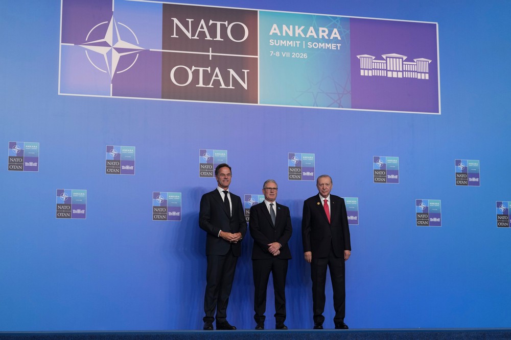 Lídri štátov NATO prišli na zasadnutie summitu NATO v Ankare