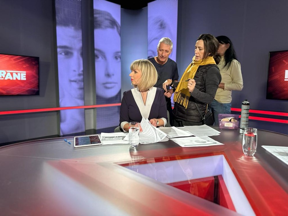 74bf0442-9726-4d8b-8269-4210739f4f97