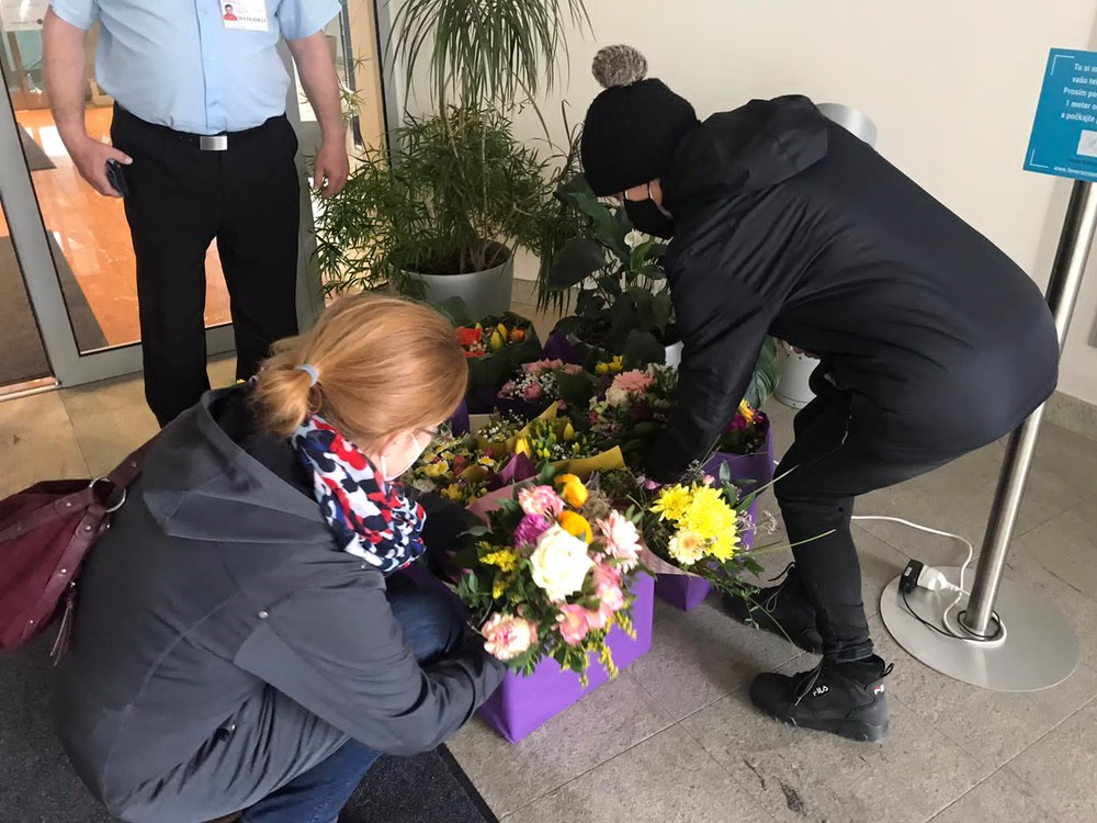 Ľudia vyjadrujú podporu ŠÚKLu