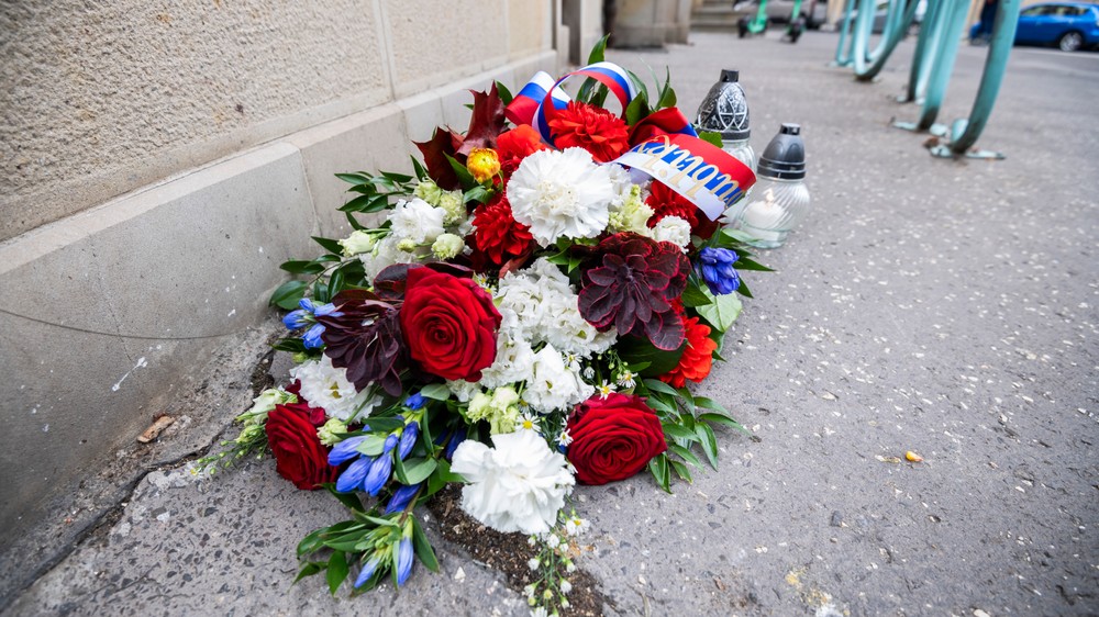 pamiatka obetí nehody na Zochovej (12)