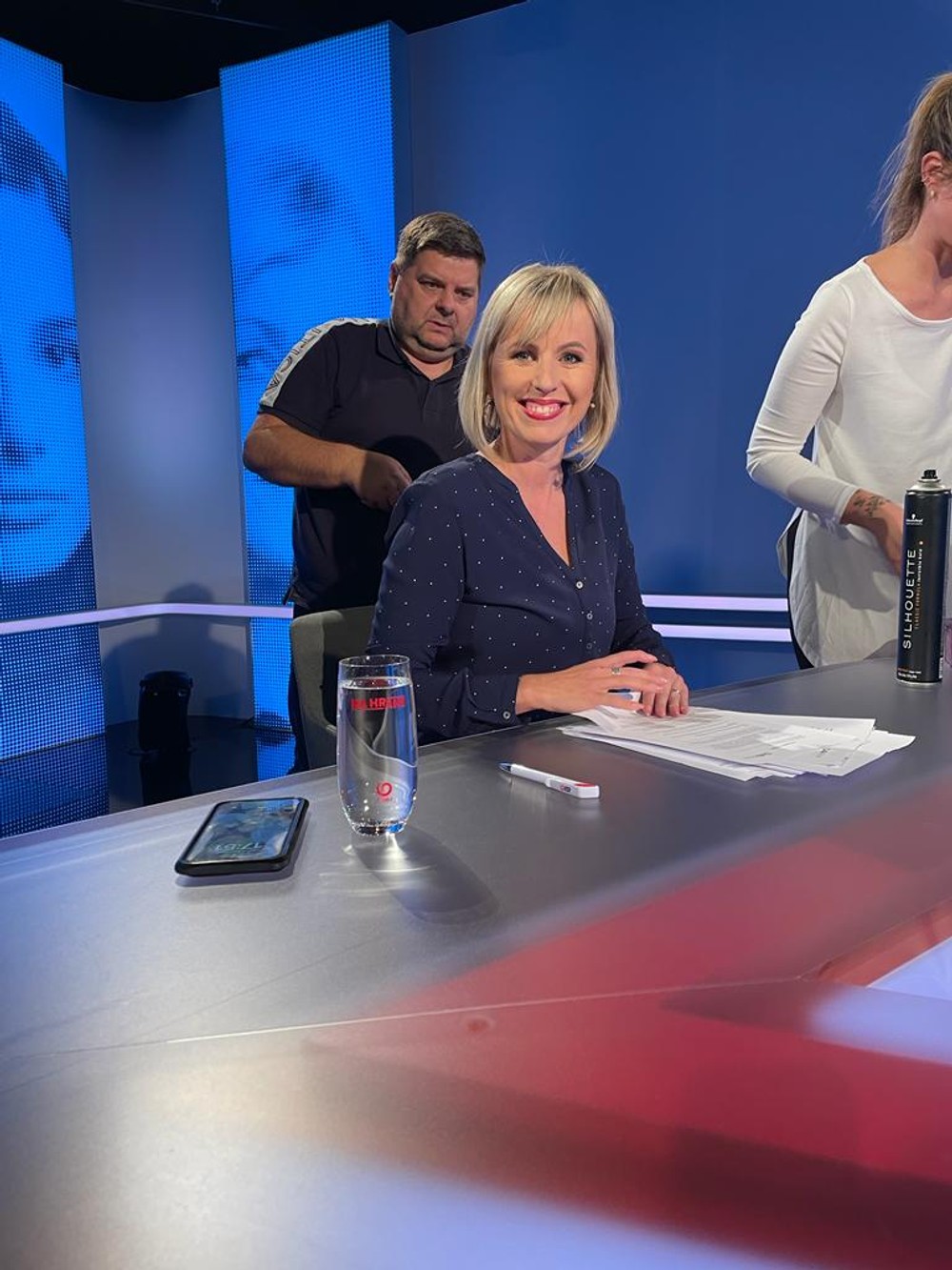 30ee5ec7-de7e-4dc6-b84d-1703879ae1bb