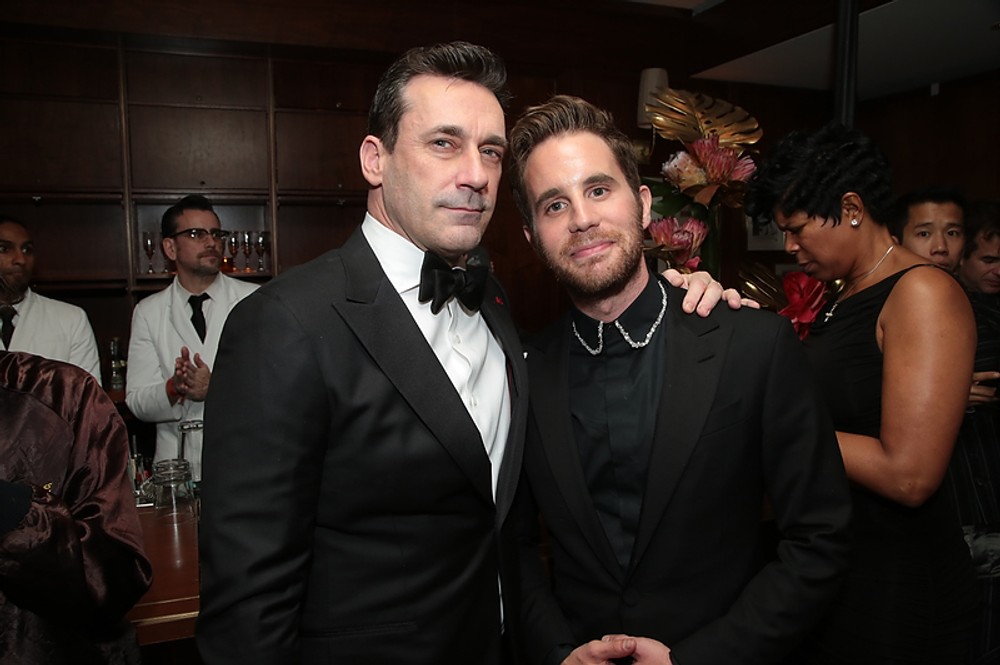 Jon Hamm a Ben Platt