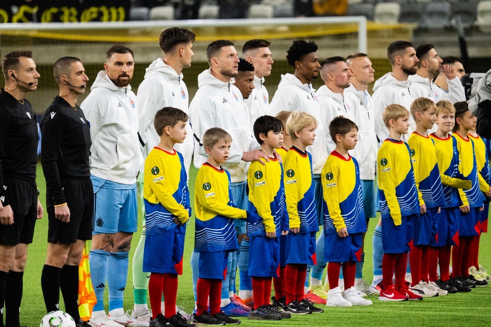 20251106SLOVAN_KUPIO_5171051