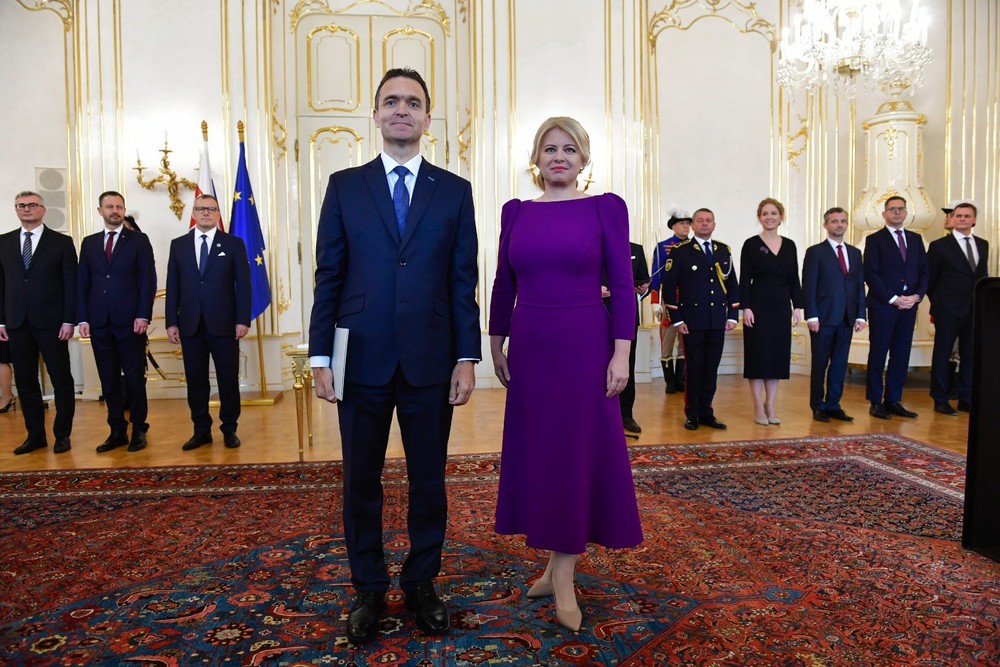 Prezidentka vymenovala vládu odborníkov