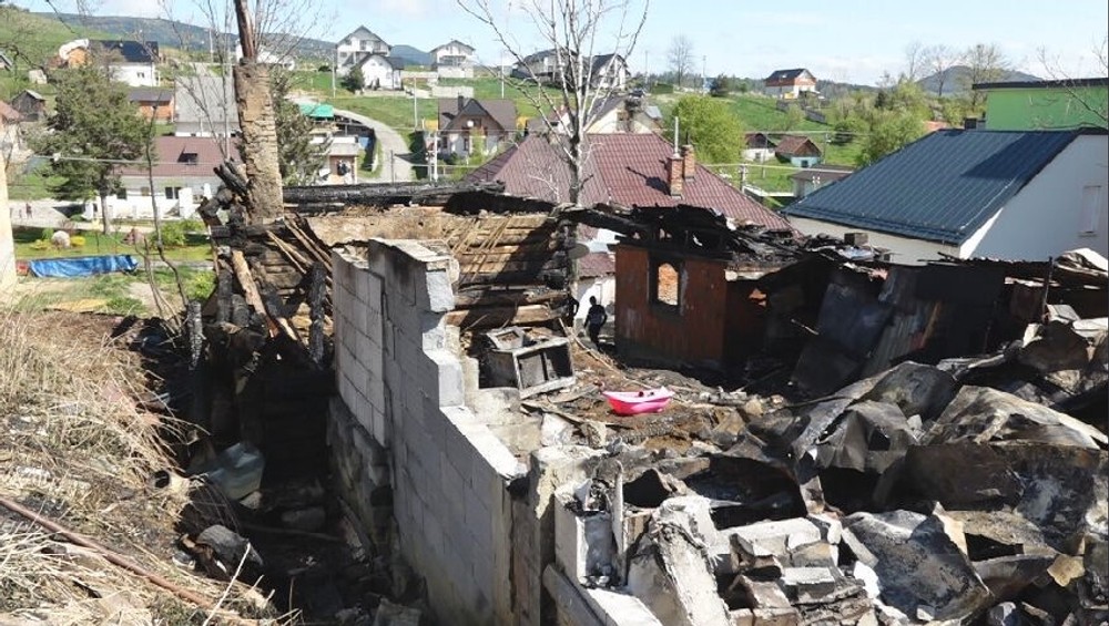 Prišli o strechu nad hlavou (7)