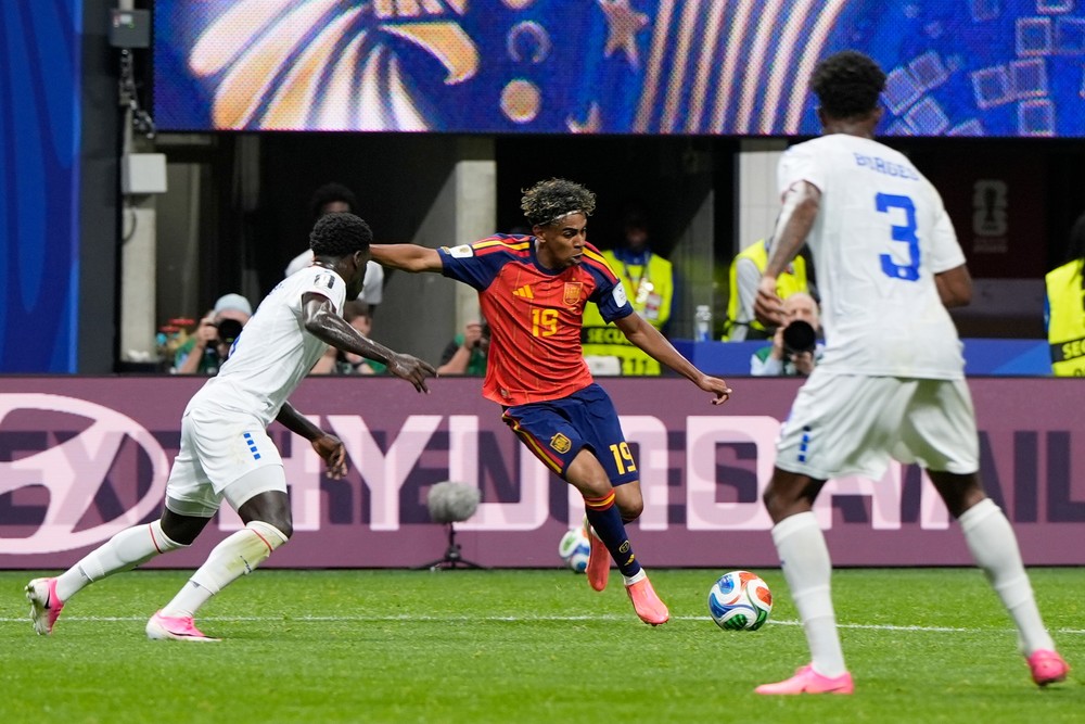 Cape_Verde_Spain_WCup_Soccer427196