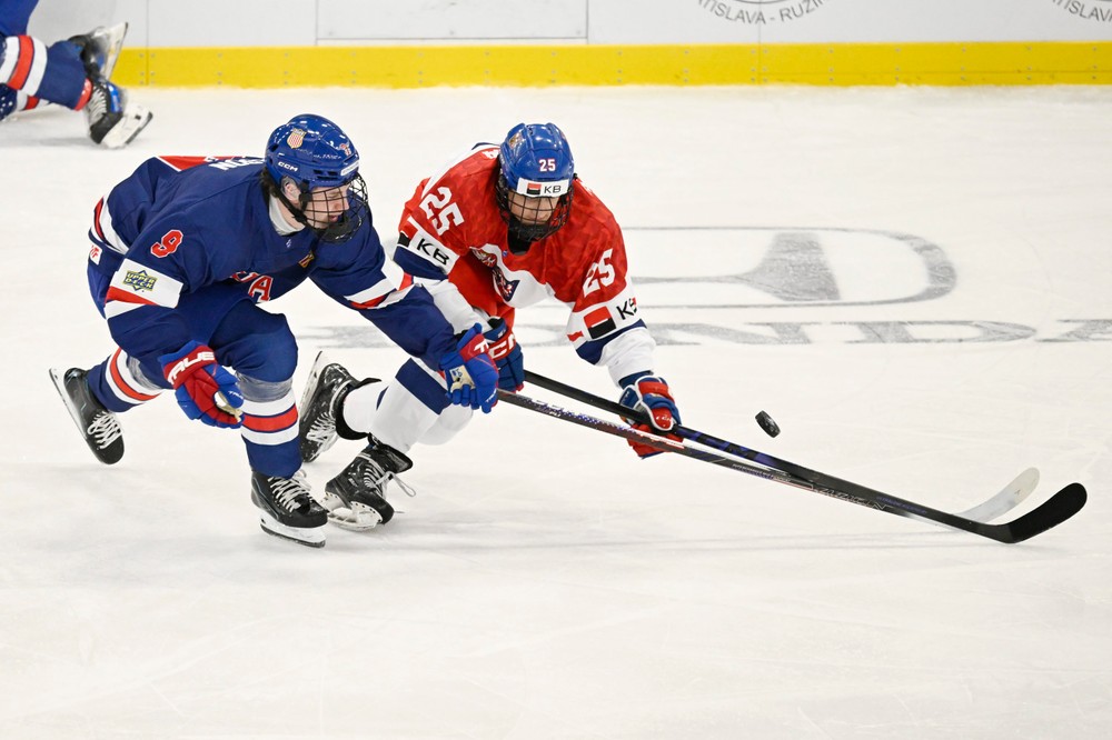 20260422_MShokej6210497000744