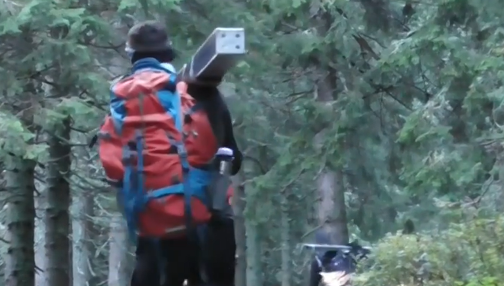 Turistov v Tatrách prekvapila netradičná vynáška na Chatu pod Rysmi 