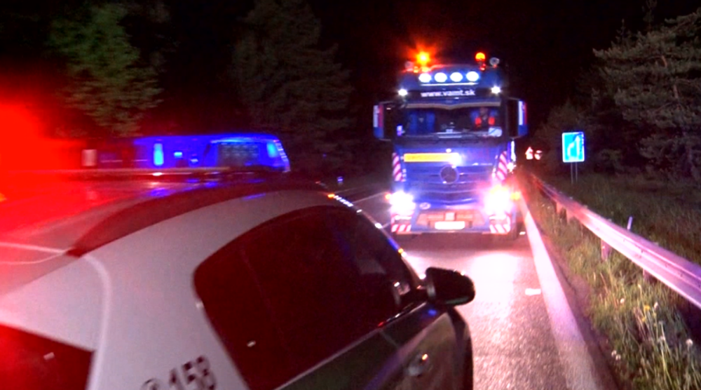 Nákladiaku sa odtrhla cisterna