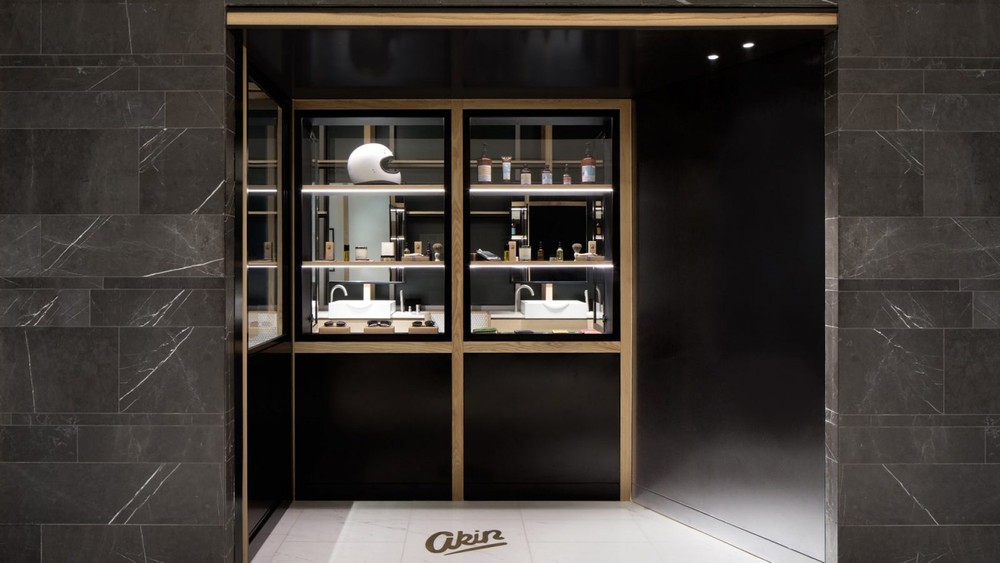 Luxusný barber-shop v Dubaji