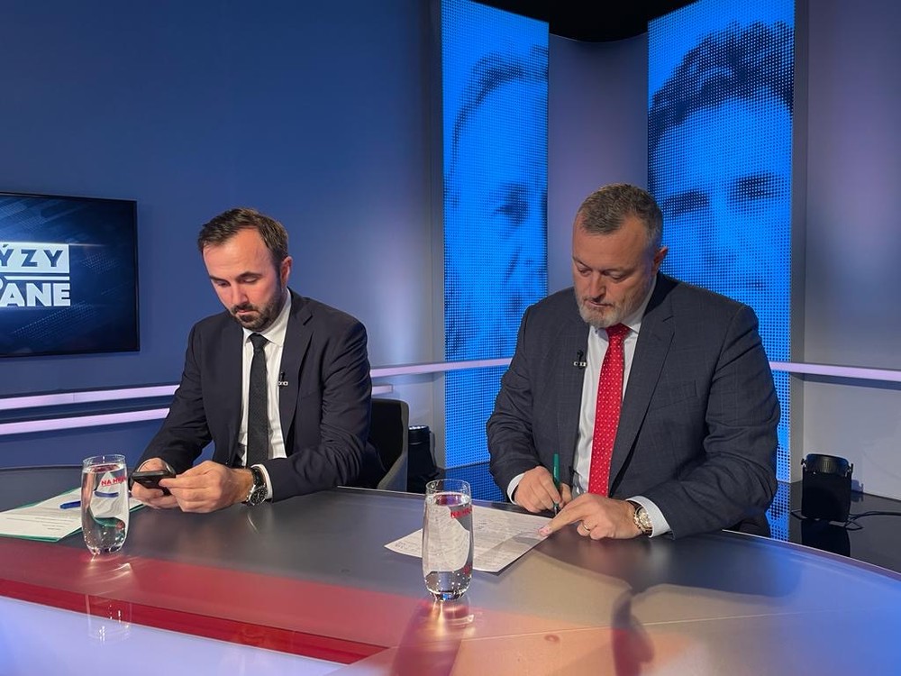 98ceeed6-181d-4523-b8fb-6dcc901b7fd0