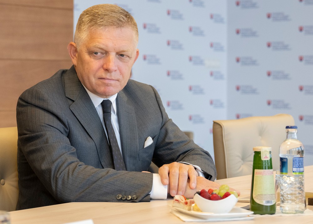 Robert Fico navštívil Ministerstvo školstva