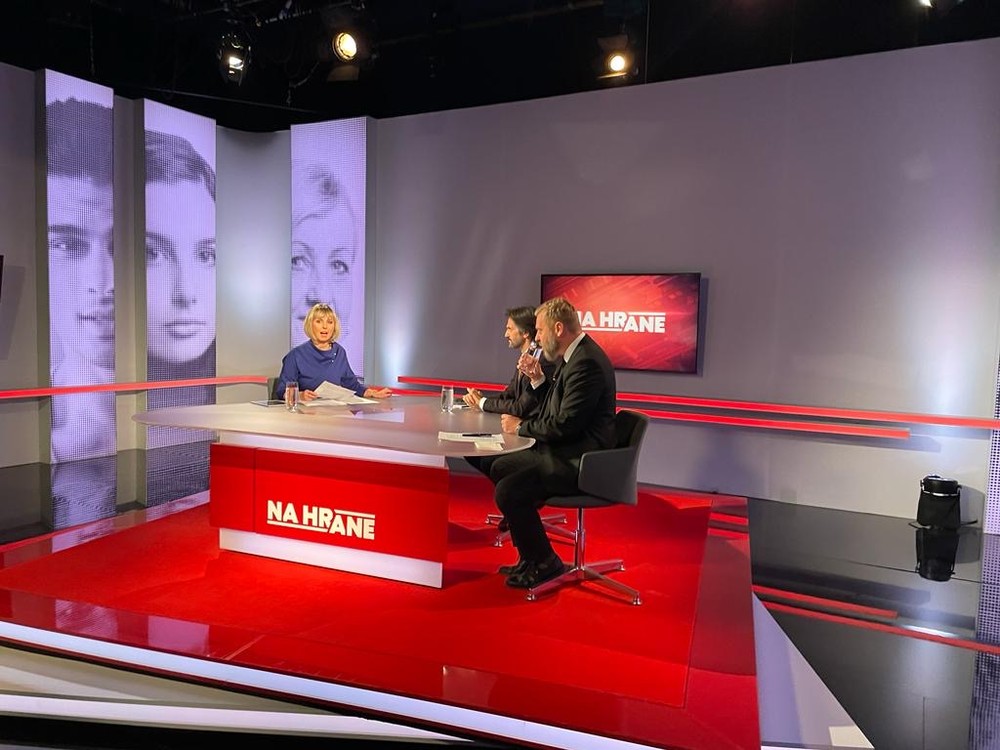 1e710b1a-00fe-4dbc-abd4-c07b96c73e15