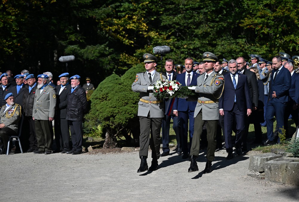 Na Dukle oslávili 82. výročie Karpatsko-duklianskej operácie