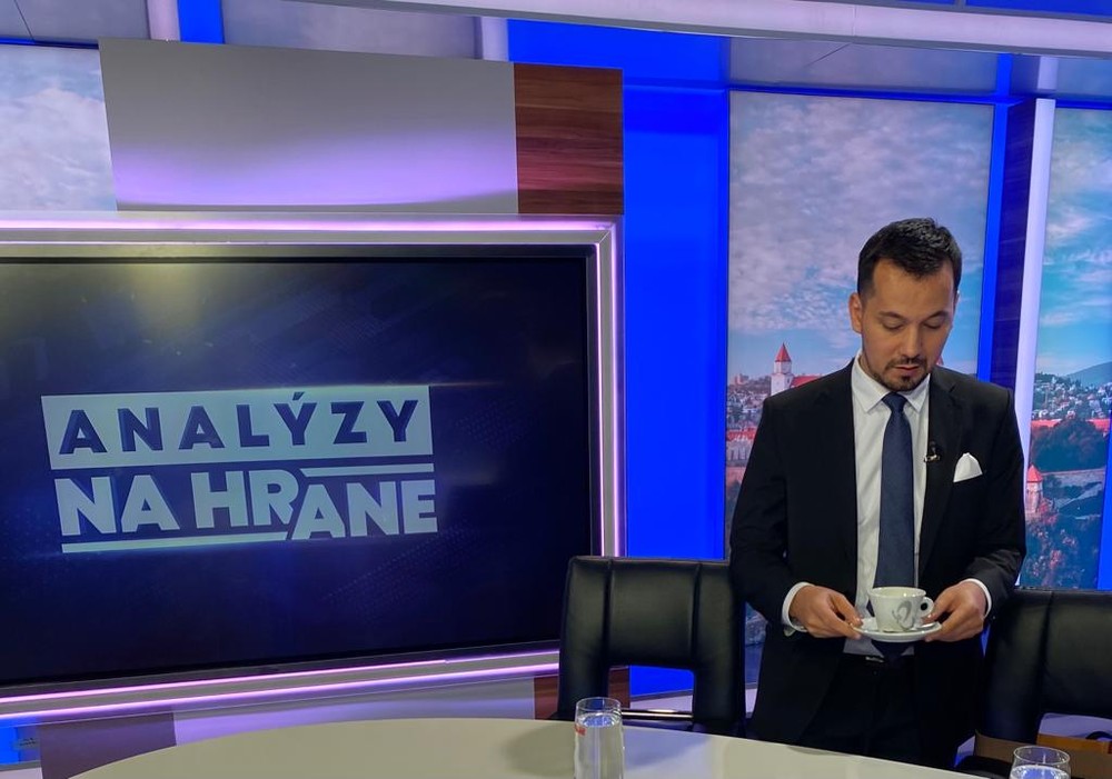 Analýzy Na hrane s Jurajom Šeligom a Jurajom Krúpom