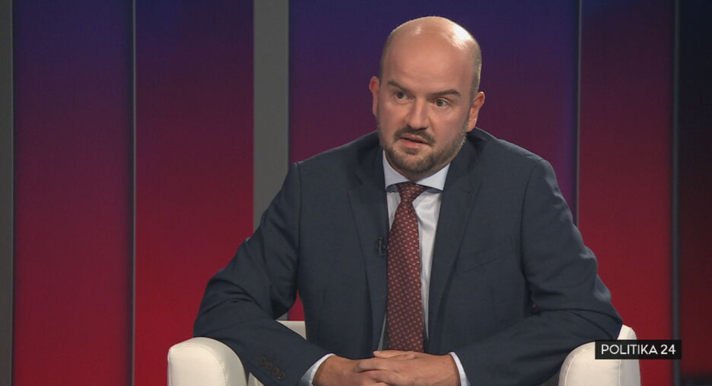 martin dubeci politika 24