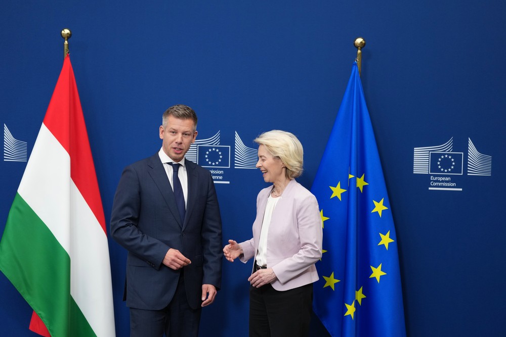 Péter Magyar sa stretol s Ursulou von der Leyen