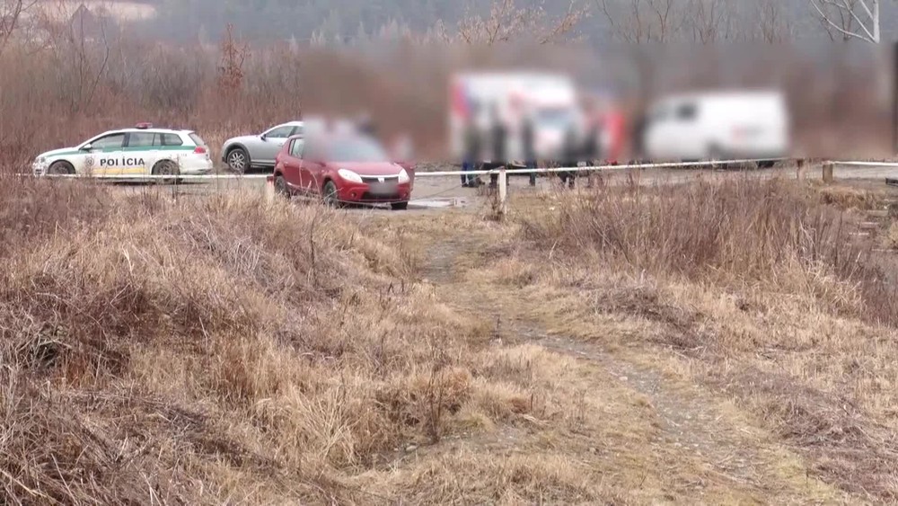 [multi] Mrtvola v aute 6556