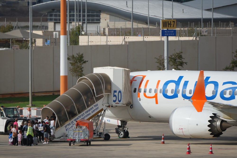 Israel_Mideast_Emergency_Landing716183