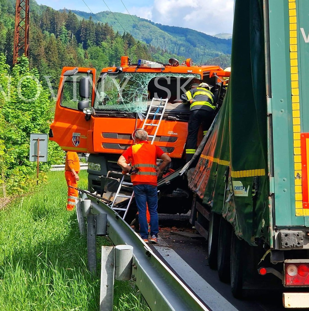 WhatsApp Image 2022-05-26 at 10.45.31 (2)