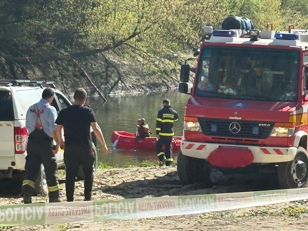 Na rieke sa stratili dvaja mladí chlapci 5