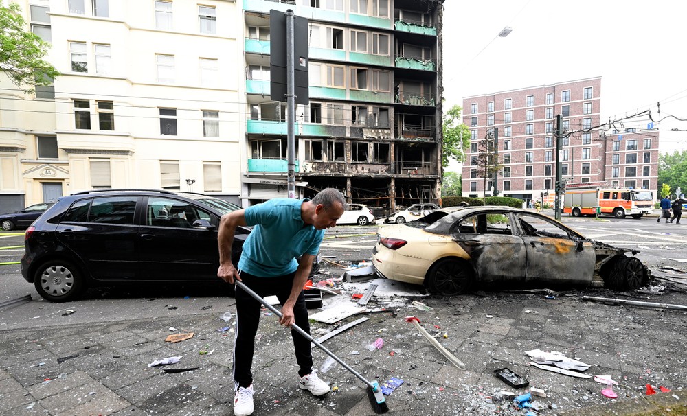 05 Nemecko požiar bytovky foto  (5)