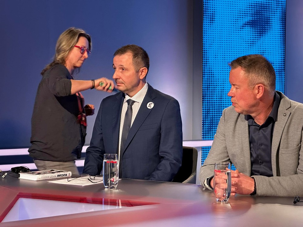 331969605_591980312792046_1012648637944243216_n